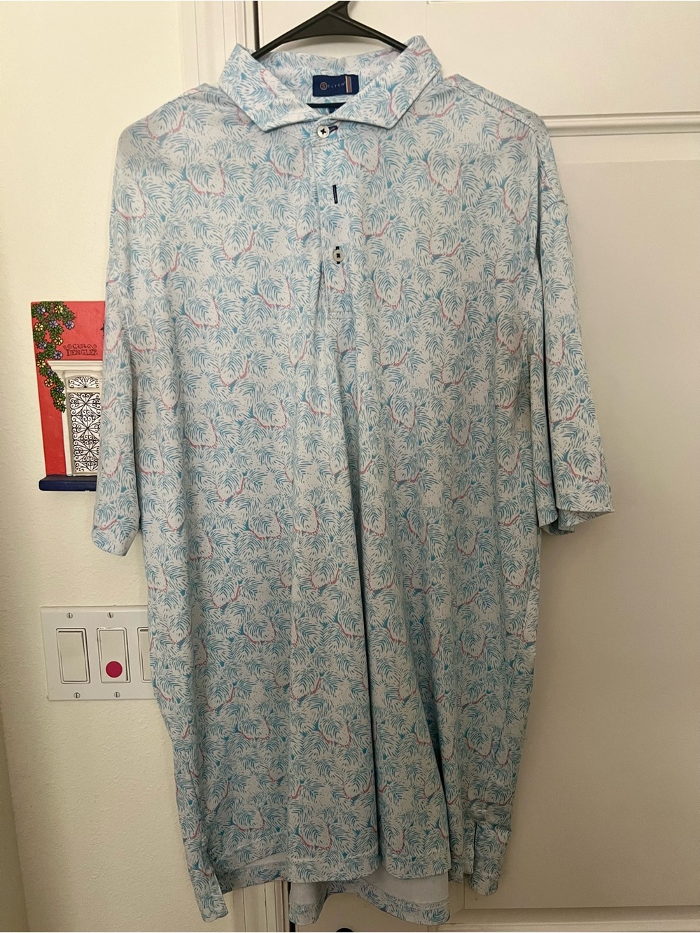 Light Blue Patterned Men's Polo Shirt—great condition!